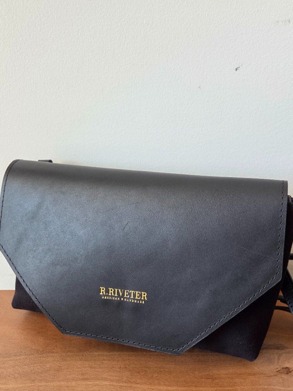 EUC LIKE NEW R. RIVETER PATTON BLACK LEATHER CANVAS MIX CROSSBODY BAG SMALL